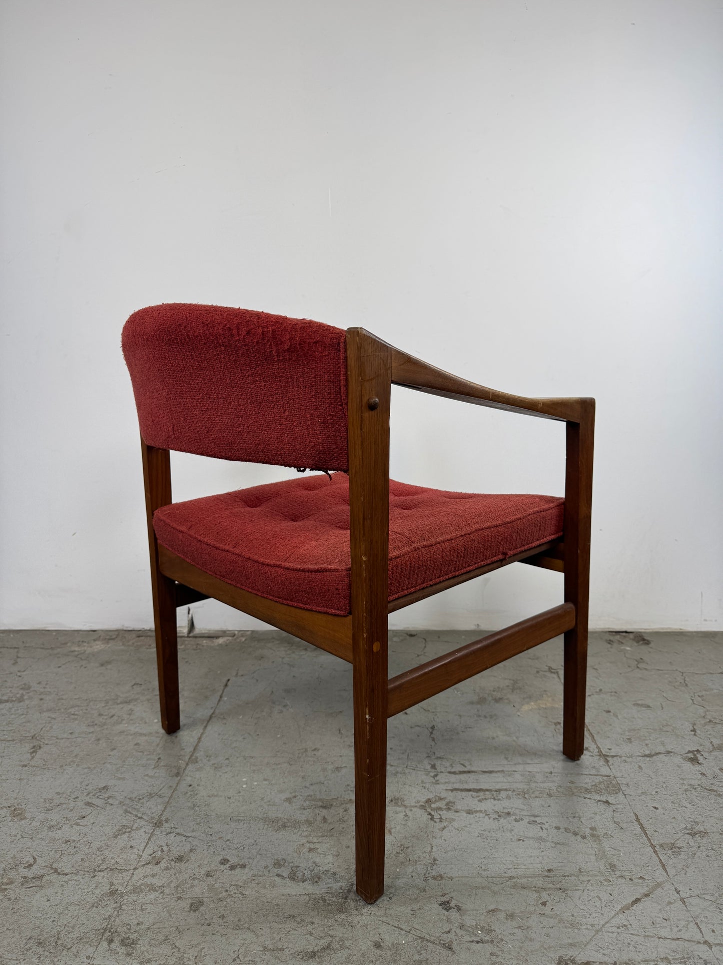 Silla Lounge Mid-Century – Madera Oscura