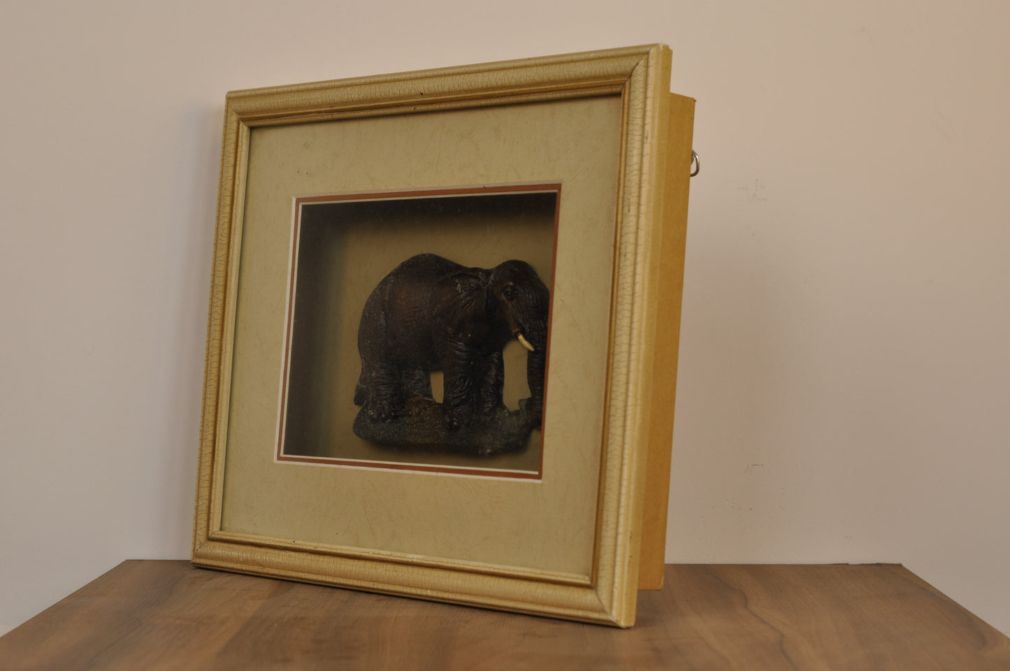 Cuadro Shadow Box – Elefante en Madera