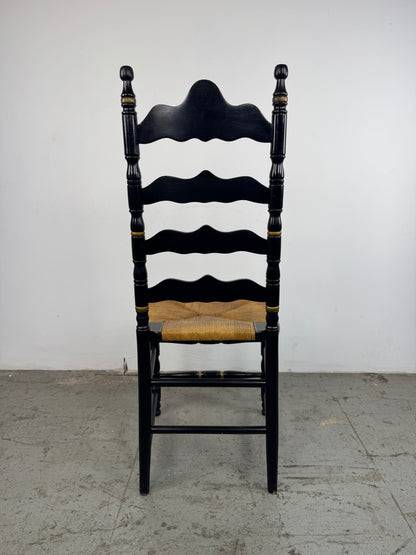 Silla Hitchcock, con respaldo de escalera, acabado e