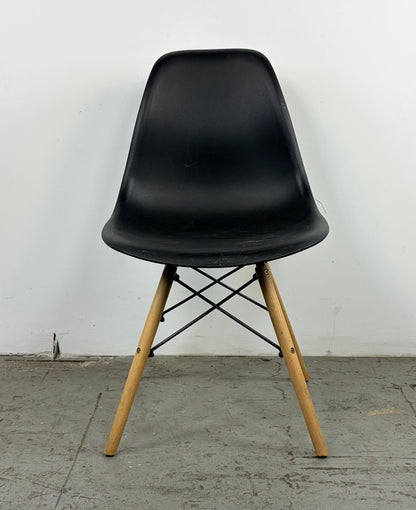 Silla DSW Réplica Estilo Eames