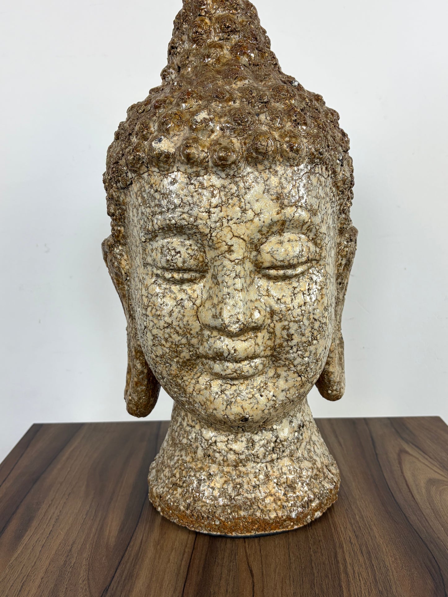 Busto decorativo de Buda con Acabado Agrietado