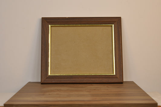 Marco de Fotos Madera Marrón con Borde Dorado