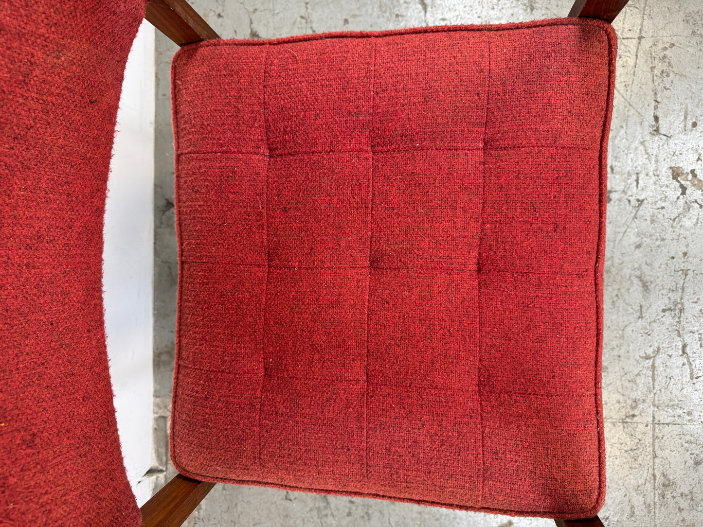 Silla Lounge Mid-Century – Madera Oscura