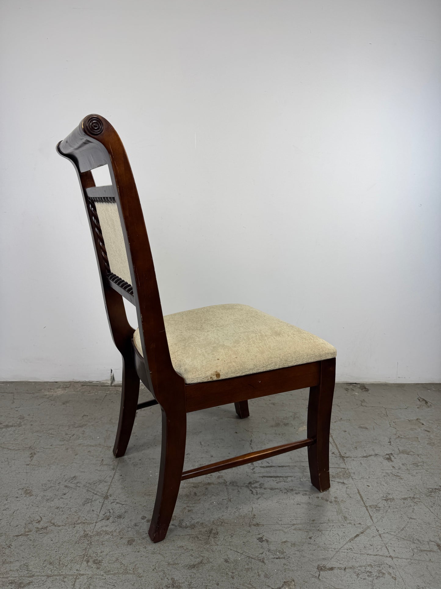 Silla Comedor Dagon Milán – Pino Chocolate