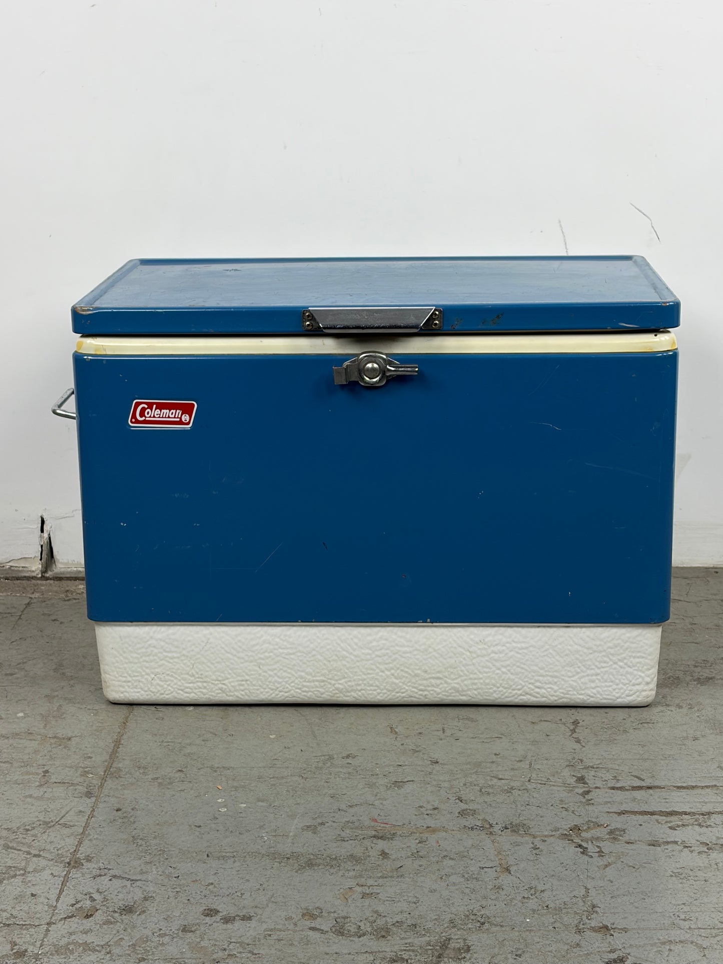 Hielera Coleman Vintage Azul – Años 60