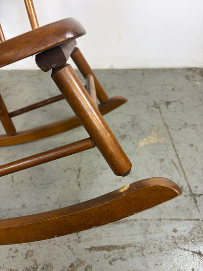 Mecedora Infantil Windsor Madera Marrón
