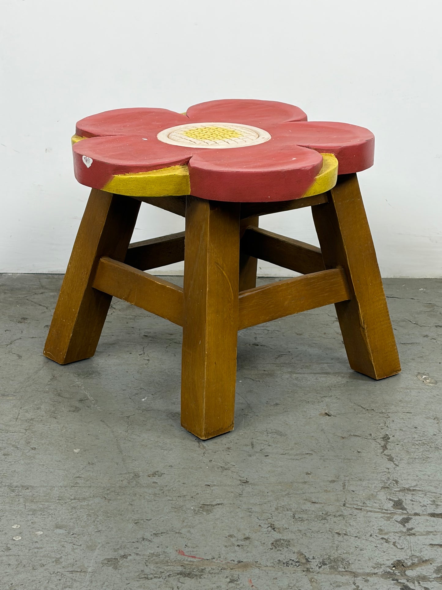 Banqueta Infantil Madera con Flor Roja
