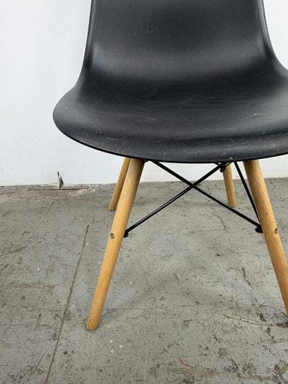 Silla DSW Réplica Estilo Eames
