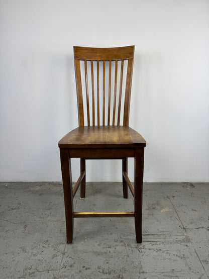 Silla de Madera con Respaldo Alto – x2
