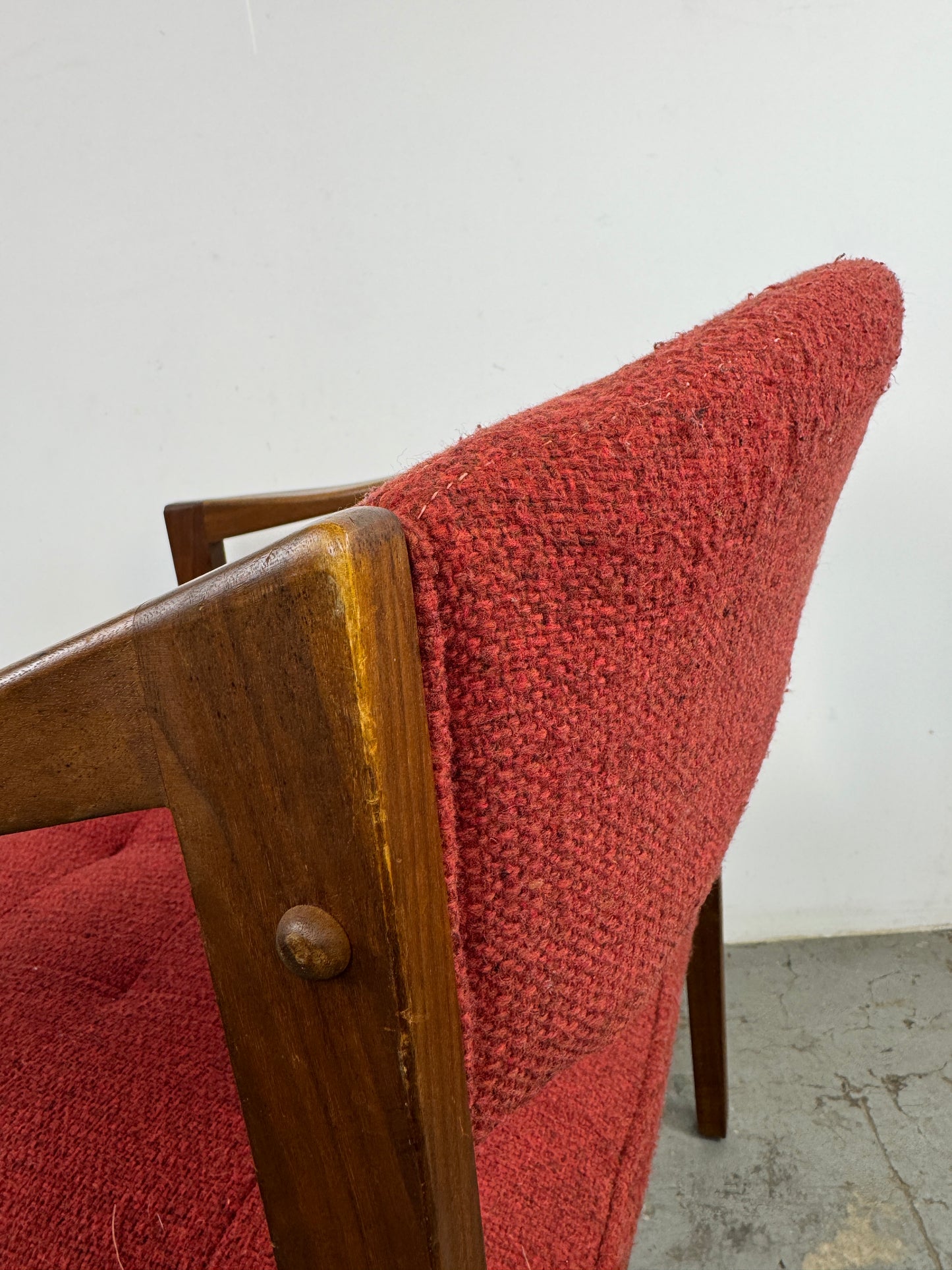 Silla Lounge Mid-Century – Madera Oscura