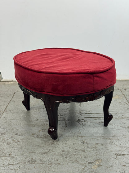 Banqueta Luis XV Caoba – Terciopelo Rojo