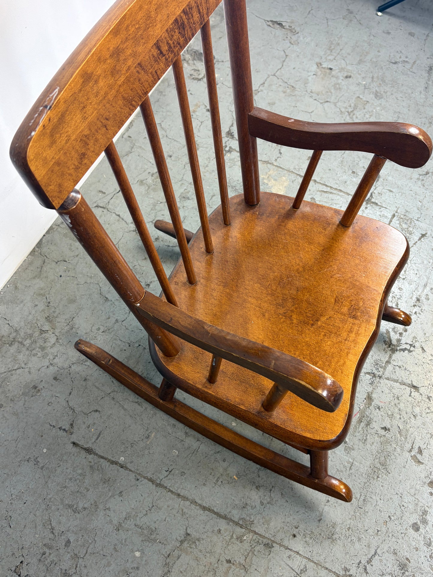 Mecedora Infantil Windsor Madera Marrón