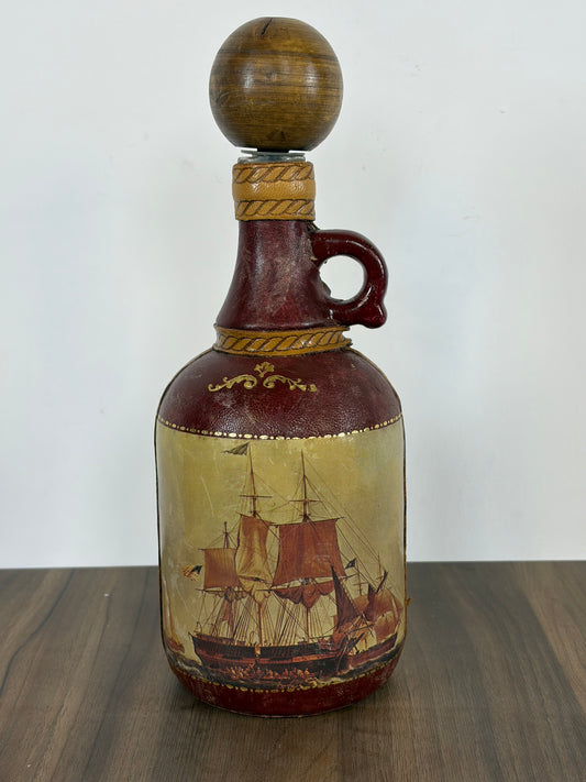 Decantador de Vino Vintage en Cuero